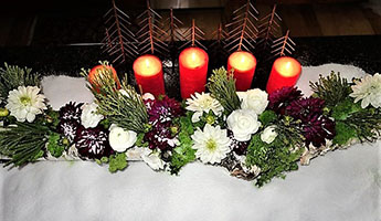 Yule Table Center Piece